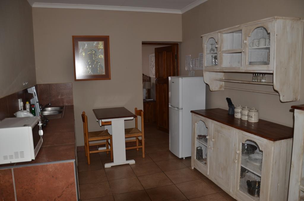 Stoep Cafe Guest House Коматипорт Экстерьер фото